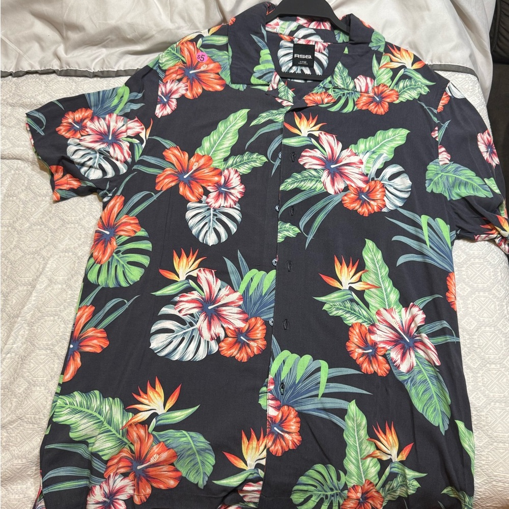 RSQ Men's Floral Button Down Shirt - Black and Green